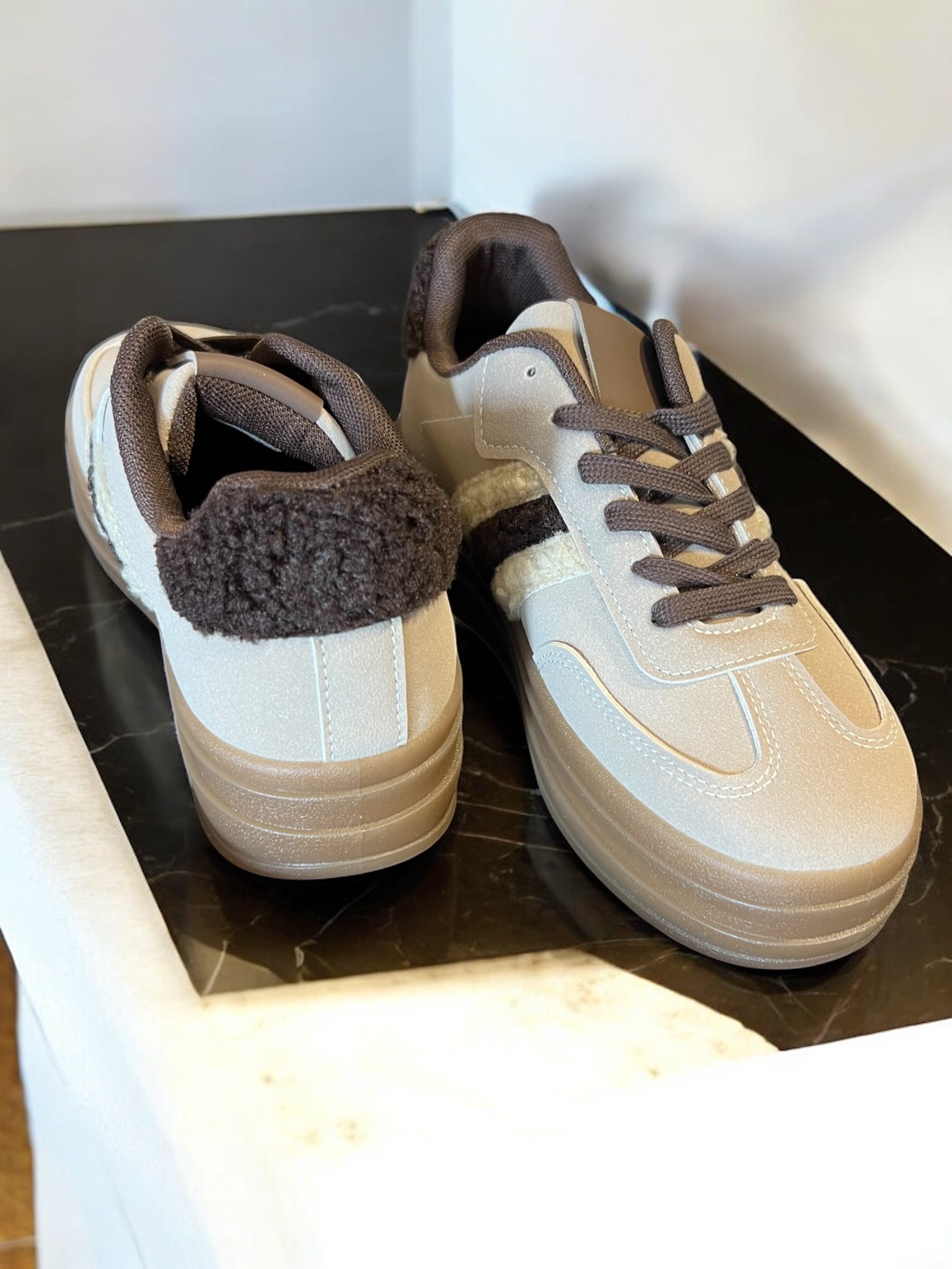 Basket beige.