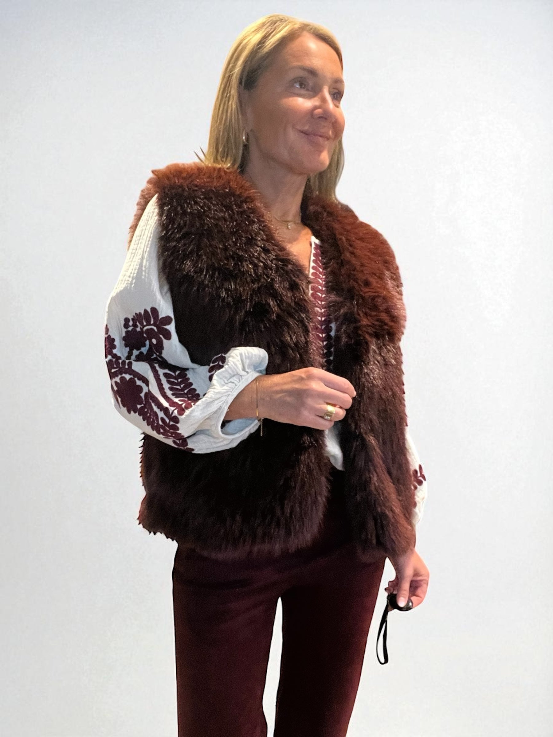 Veste fourrure bordeaux