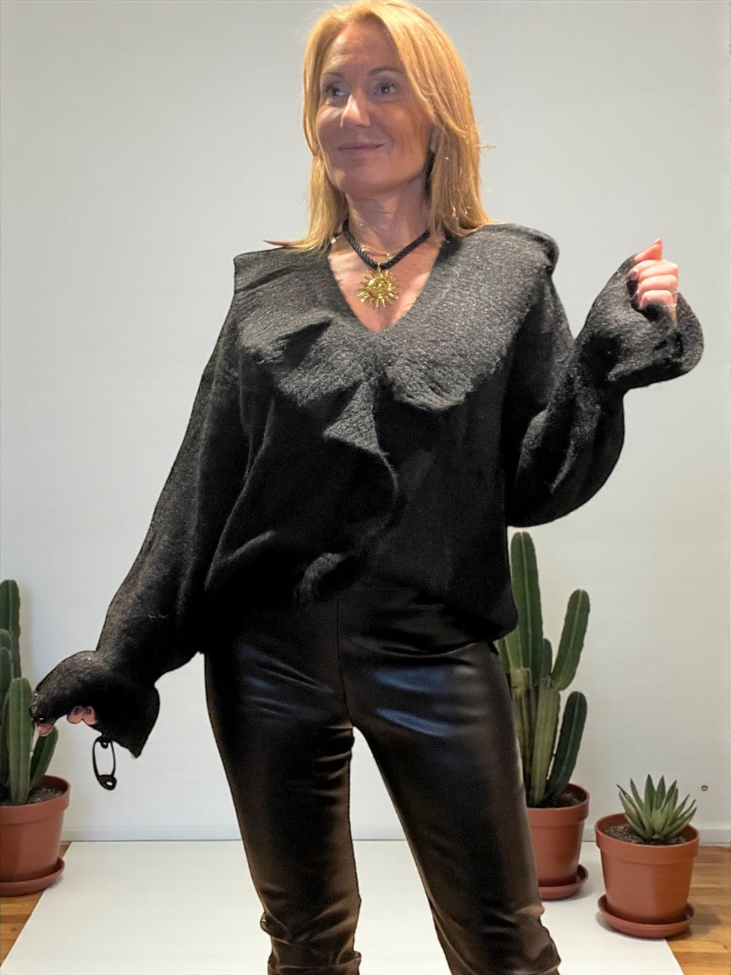 Pull Frontaux Noir 🖤