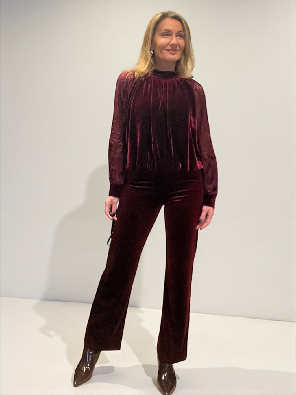 Pantalon velours lisses bordeaux