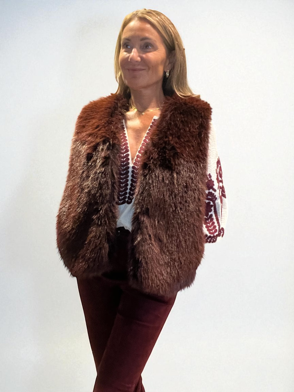 Veste fourrure bordeaux